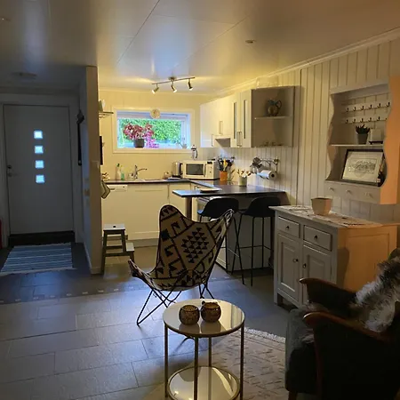 Studioleilighet Sentralt Pa Kjerringoy Bodö Exteriör bild